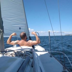 Meet your Posher, Angel